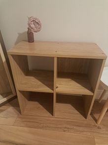 Square shelves