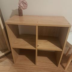 Square shelves