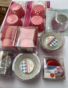 Job Lot Cupcake Cases