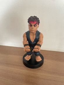 Cableguys Street Fighter Evil Ryu Gaming Controller and Phone Holder Stand Figure