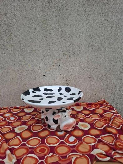 Cow fruit bowl postage possible