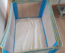 travel cot