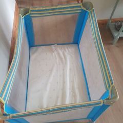 travel cot