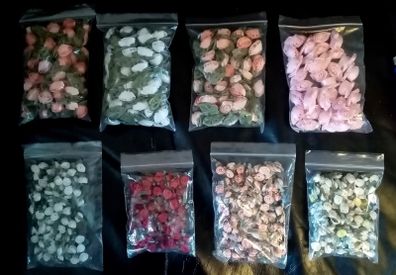 Joblot Flowers for Dressmaking Etc