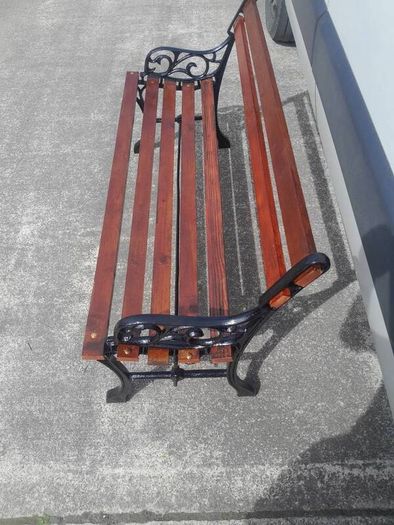 Garden bench