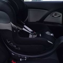 Cybex Sirona s2 carseat