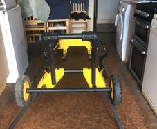 Dewalt stand