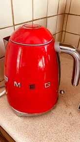 Smeg kettle red
