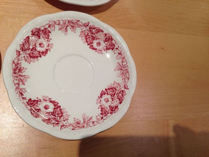 Vintage Alfred Meakin Saucers