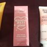 make up and hair product bundle Image 4