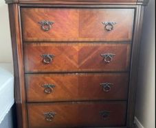 Beautiful Chest of Draws Art Deco style