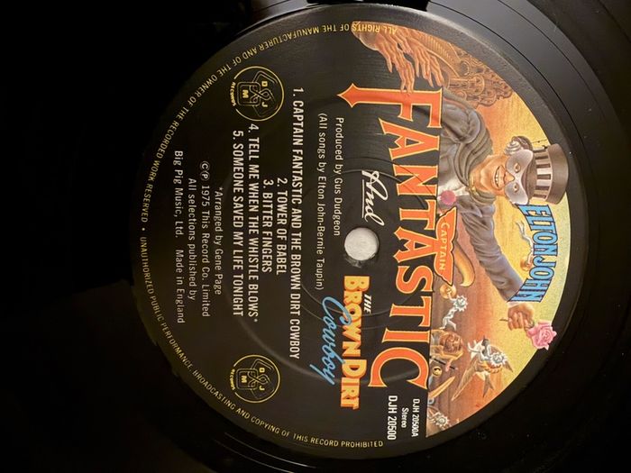 Elton John Captain Fantastic 1975 UK Vinyl LP with Original Lyric Booklet