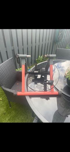 bike hut
