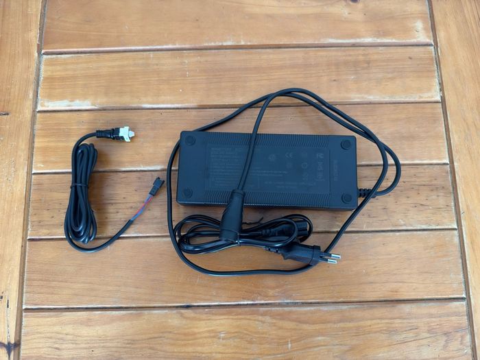 Dualtron Eagle Charger
