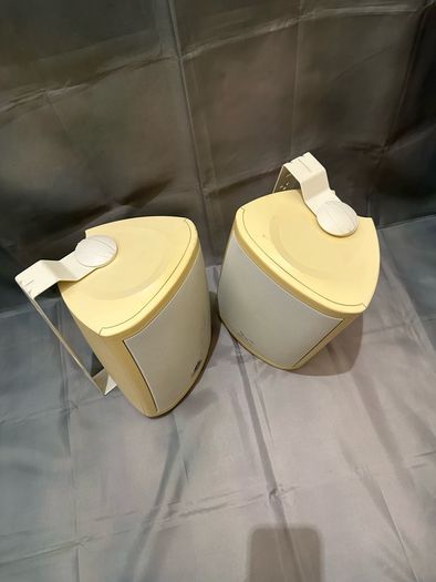 Crestron FS6-W Speakers