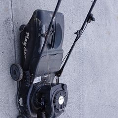 Free push mower