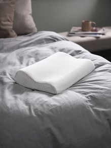 Memory foam contour pillow