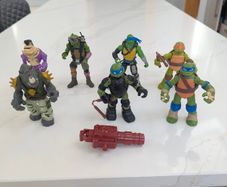 TMNT figures x 7