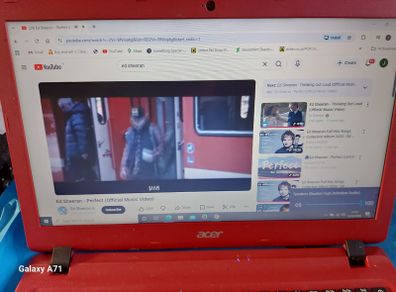 Acer Aspire Es1-523, Red, Amd E1-7010 Apu With Amd Radeon R Graphics, 1.5ghz, 4gb Ram, 500 G B Hdd, Windows 10