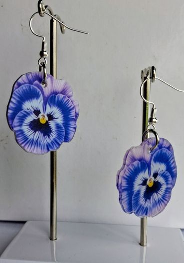 Majestic Lavender Pansy Floral Earrings
