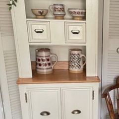 dresser kitchen