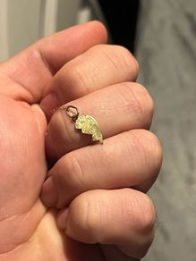 9 carat necklace