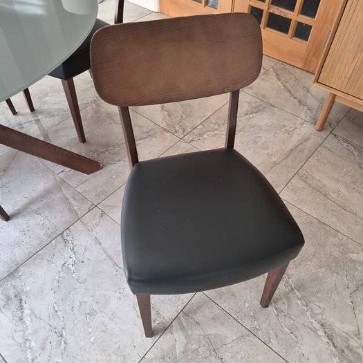 Kitchen Table and 6 x Chairs (140cm)