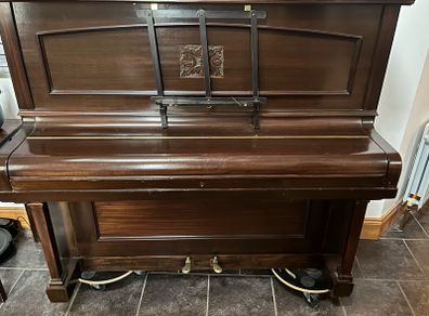 Graham & Co Piano