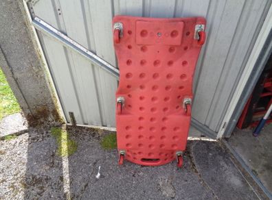 Car Crawler board on wheels