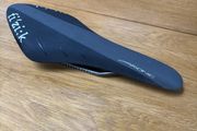 Fizik Arione R3