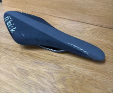 Fizik Arione R3
