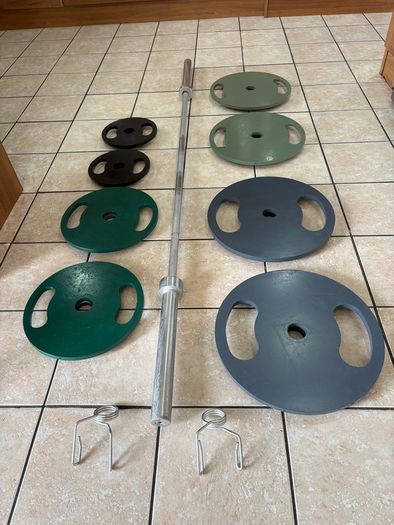 20kg Olympic Barbell + 100kg Olympic Steel Weight Plates!!