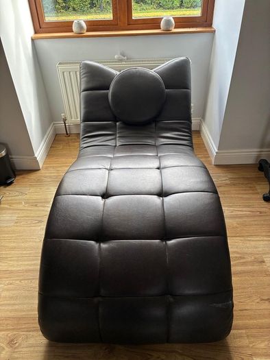 Modern Curved Faux-Leather Chaise Armchair