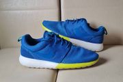2014 nike roshe run Size 12 eu 47.5 blue in excellent condition