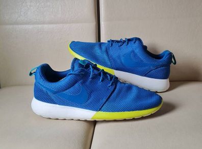 2014 nike roshe run Size 12 eu 47.5 blue in excellent condition