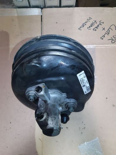 Audi a6 c6 A4 8e B7 Brake Booster Master Cylinder 8e0612105