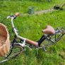 ladies bike with basket Image 3