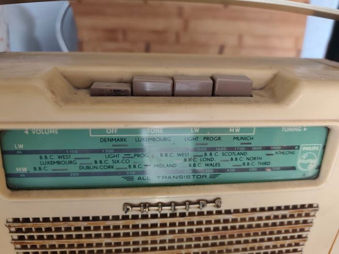 vintage radio