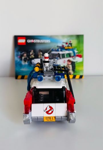 LEGO Ideas: Ghostbusters Ecto-1 #21108