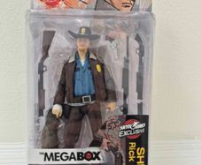 The Walking Dead Rick Grimes Sheriff Mcfarlane Toys Skybound Megabox