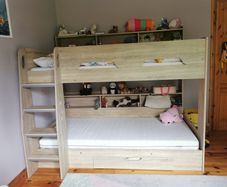 Bunk bed