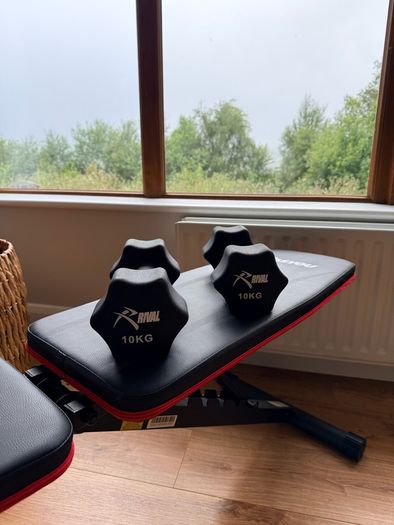 Dumbbell set 10Kg (2) and Adjustable Bench Bundle