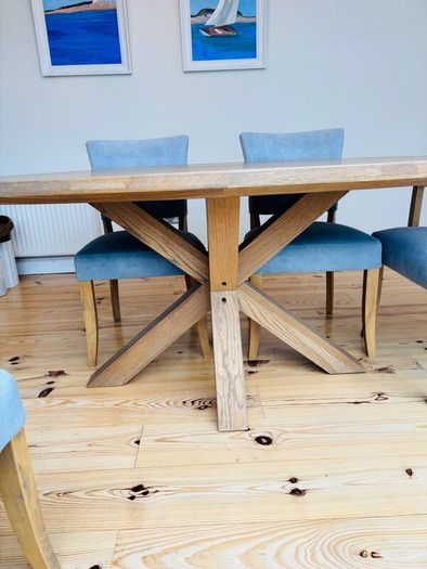 Kitchen or dining room table and chairs