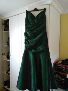 Green evening dress approx size 12