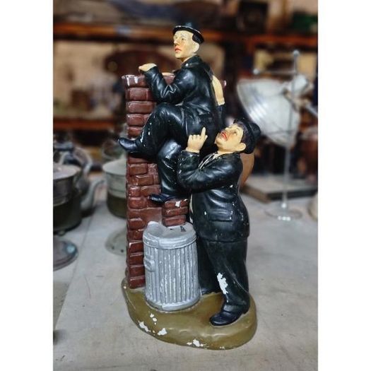 Laurel & Hardy Ceramic Statue KAS1374