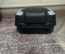 motorcycle top box