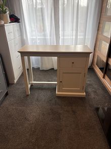 White computer desk