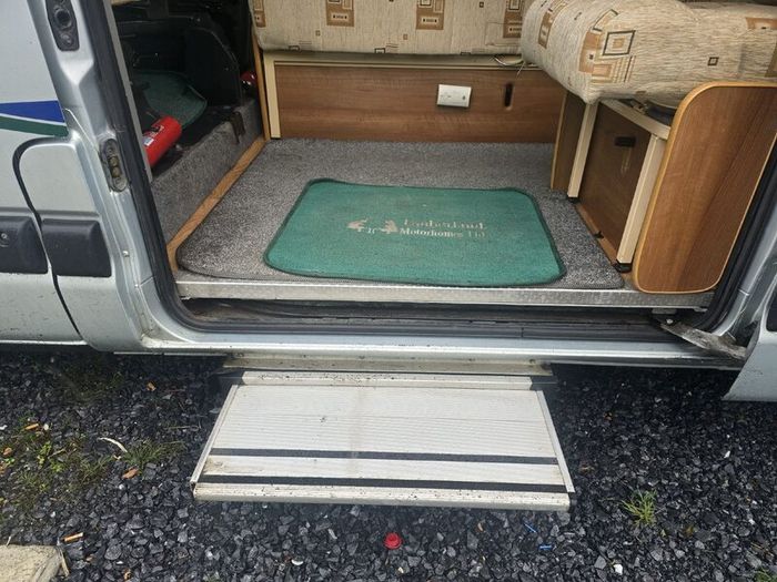 Camper