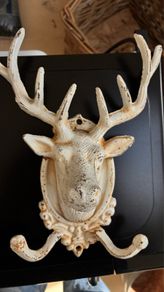 Decorative wall hangers