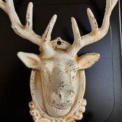 Decorative wall hangers